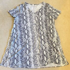 Entro snake print dress